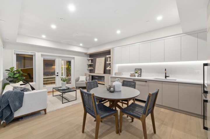 Photo 9 at 2432 W 49th Avenue, S.W. Marine, Vancouver West