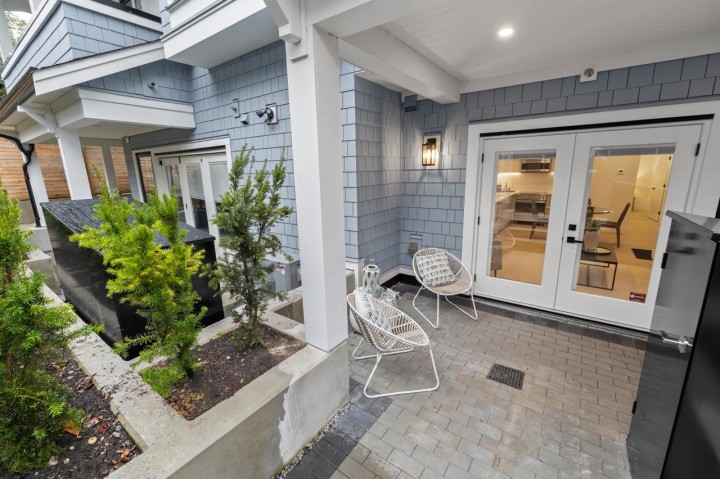 Photo 18 at 2432 W 49th Avenue, S.W. Marine, Vancouver West