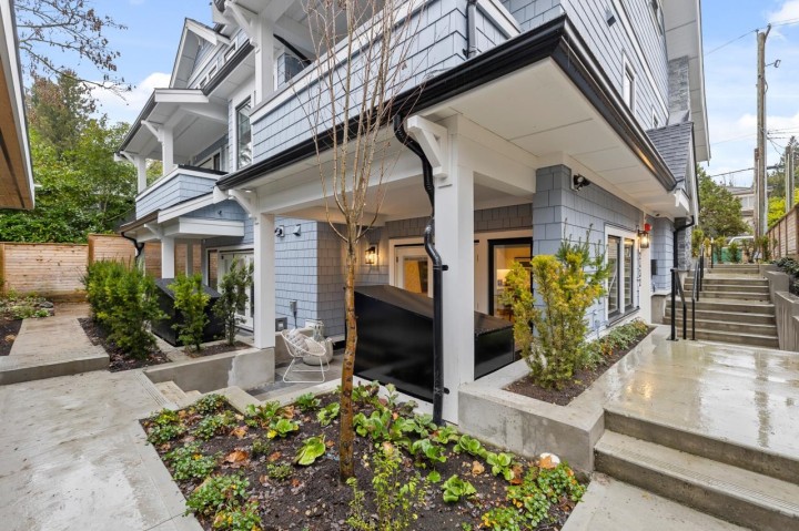 Photo 19 at 2432 W 49th Avenue, S.W. Marine, Vancouver West