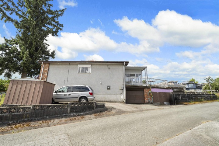 Photo 24 at 4561 Manor Street, Collingwood VE, Vancouver East
