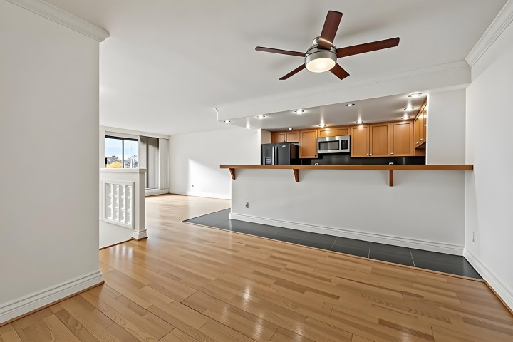 Photo 5 at 205 - 1600 Howe Street, Yaletown, Vancouver West