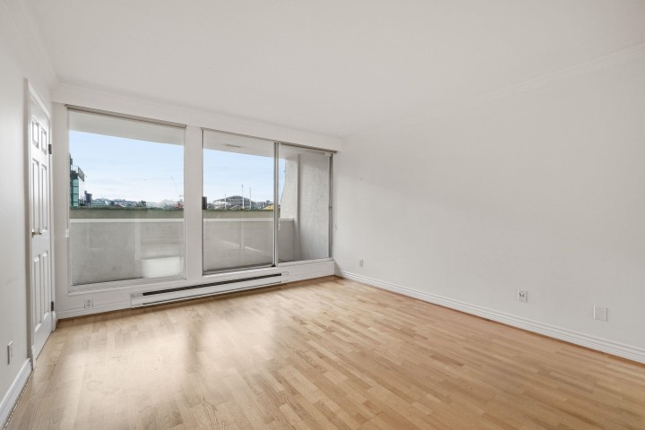 Photo 10 at 205 - 1600 Howe Street, Yaletown, Vancouver West