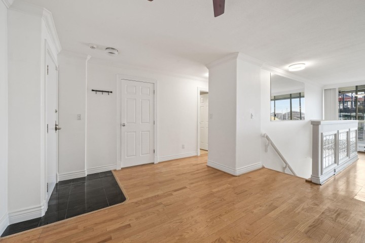 Photo 4 at 205 - 1600 Howe Street, Yaletown, Vancouver West