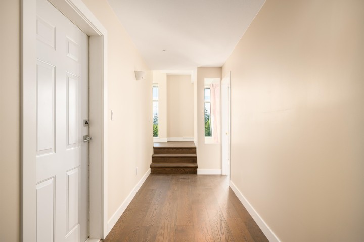 Photo 23 at 3112 Deer Ridge Drive, Deer Ridge WV, West Vancouver