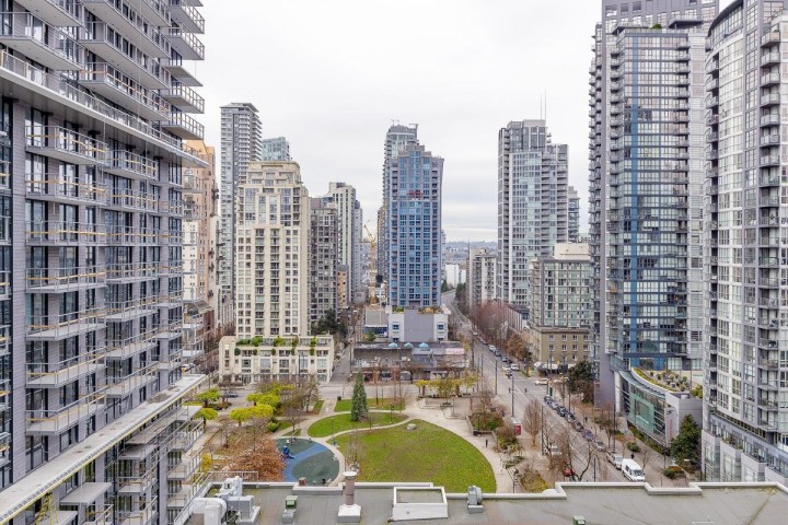 Photo 17 at 1708 - 1082 Seymour Street, Downtown VW, Vancouver West