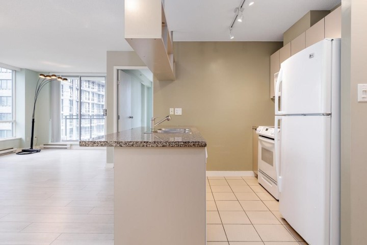 Photo 4 at 1708 - 1082 Seymour Street, Downtown VW, Vancouver West