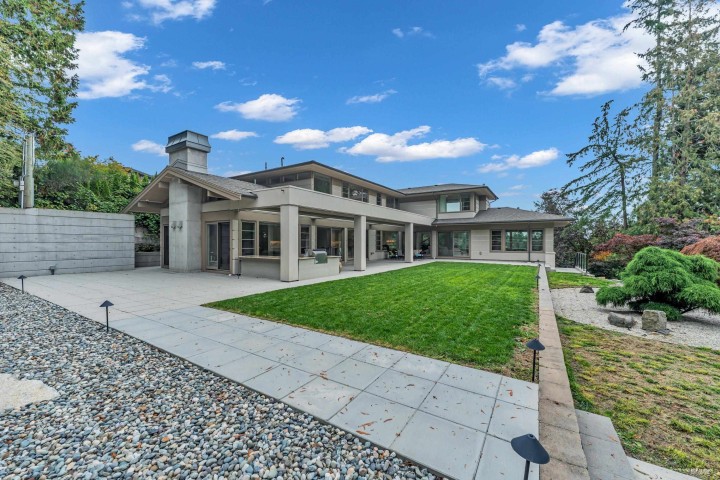 Photo 2 at 565 Robin Hood Road, British Properties, West Vancouver