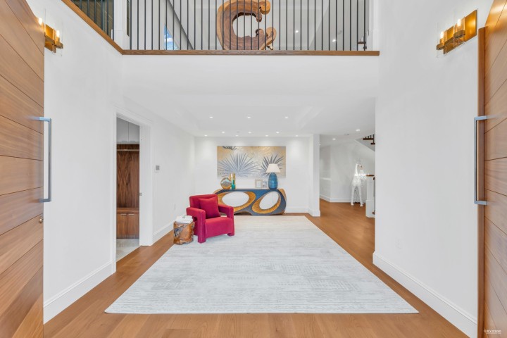 Photo 3 at 565 Robin Hood Road, British Properties, West Vancouver