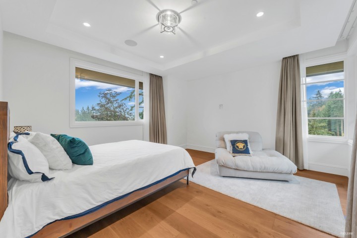 Photo 28 at 565 Robin Hood Road, British Properties, West Vancouver