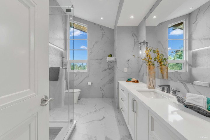 Photo 29 at 565 Robin Hood Road, British Properties, West Vancouver