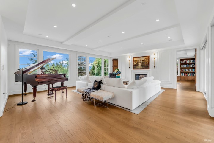 Photo 4 at 565 Robin Hood Road, British Properties, West Vancouver