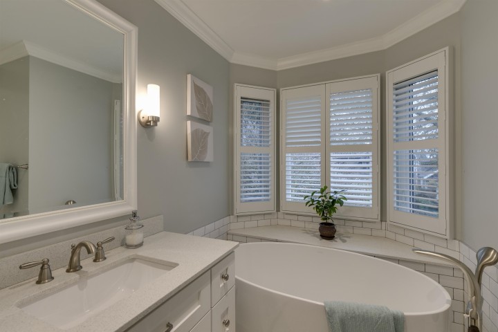 Photo 12 at 4560 W 7th Avenue, Point Grey, Vancouver West