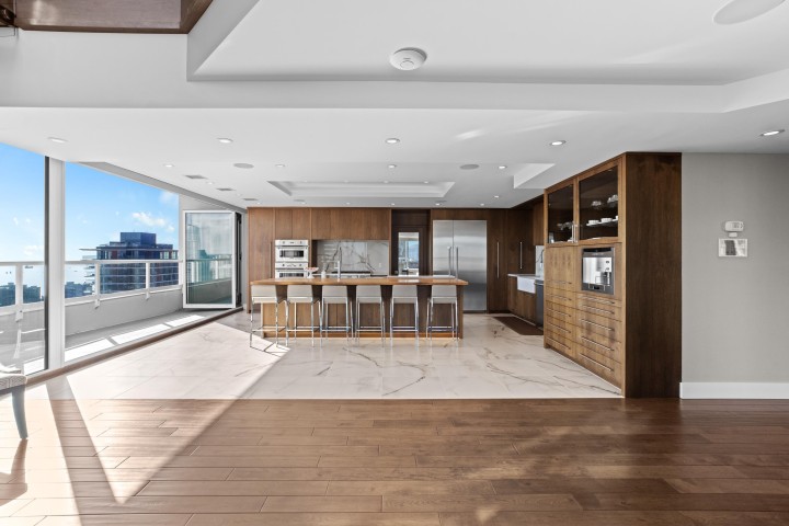 Photo 2 at 3101 - 717 Jervis Street, West End VW, Vancouver West