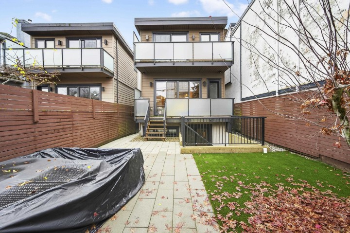 Photo 34 at 969 W 18th Avenue, Cambie, Vancouver West