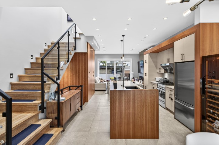 Photo 10 at 969 W 18th Avenue, Cambie, Vancouver West