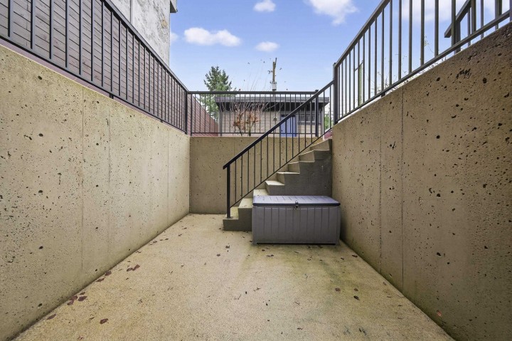 Photo 33 at 969 W 18th Avenue, Cambie, Vancouver West