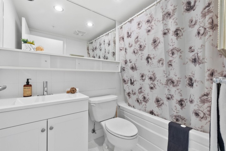 Photo 16 at 2602 - 939 Expo Boulevard, Yaletown, Vancouver West