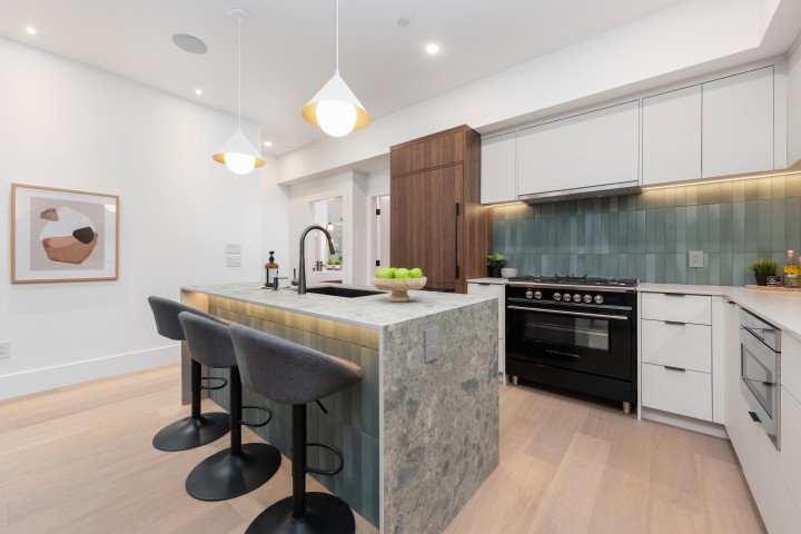 Photo 13 at 1 - 273 W 17th Avenue, Cambie, Vancouver West