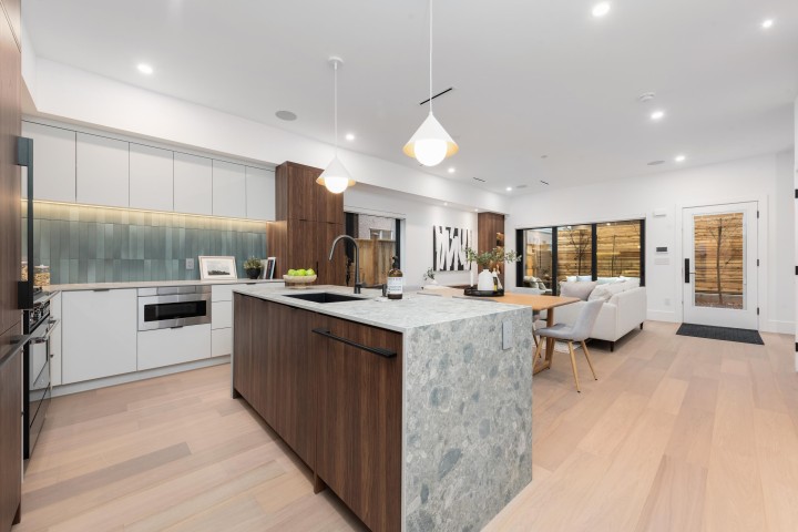 Photo 12 at 1 - 273 W 17th Avenue, Cambie, Vancouver West