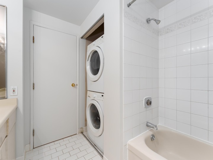 Photo 11 at 1108 - 1177 Hornby Street, Downtown VW, Vancouver West