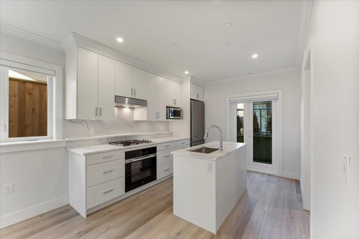 Photo 15 at 2229 W 16th Avenue, Kitsilano, Vancouver West