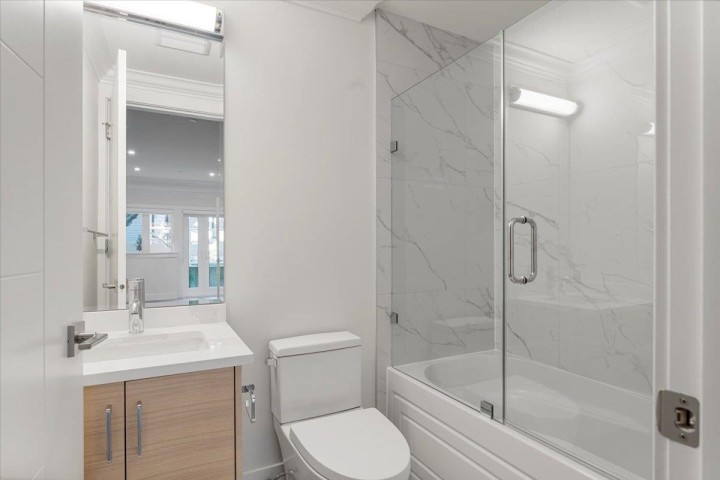 Photo 19 at 2229 W 16th Avenue, Kitsilano, Vancouver West