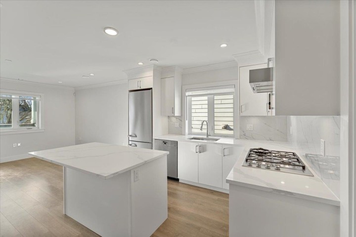 Photo 16 at 2227 W 16th Avenue, Kitsilano, Vancouver West