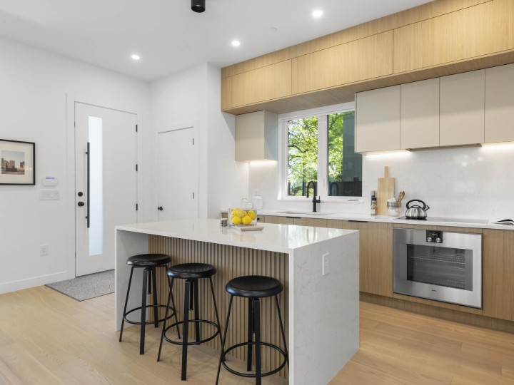 Photo 15 at 1 - 4422 W 6th Avenue, Point Grey, Vancouver West