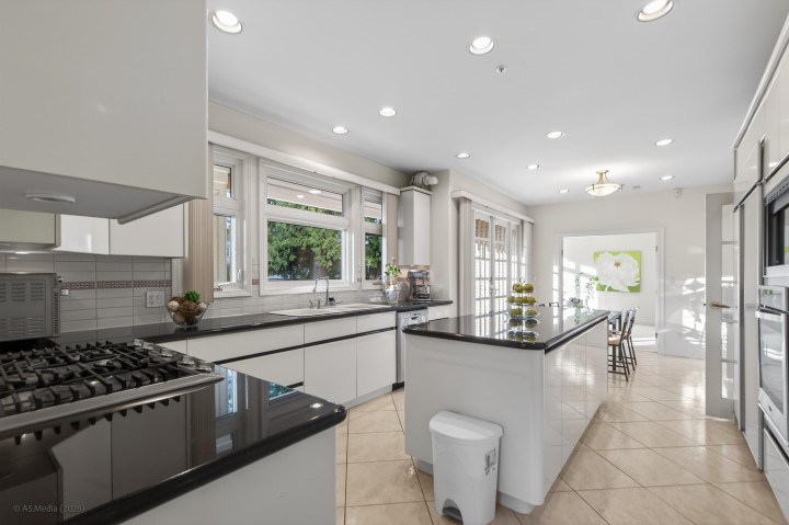 Photo 9 at 6787 Montgomery Street, South Granville, Vancouver West