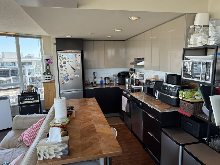 Photo 14 at 1404 - 445 W 2nd Avenue, False Creek, Vancouver West