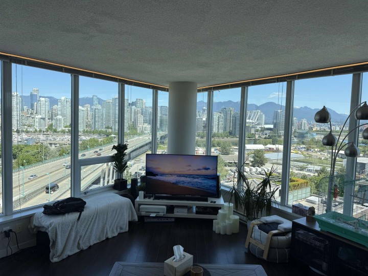 Photo 11 at 1404 - 445 W 2nd Avenue, False Creek, Vancouver West