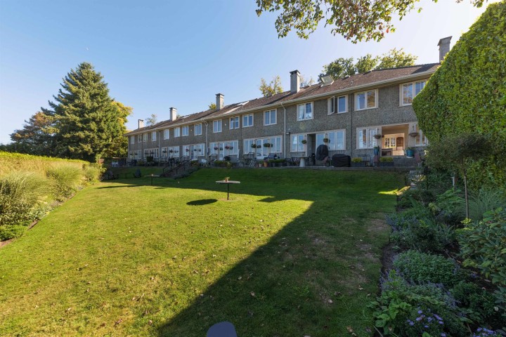 Photo 16 at 2449 Point Grey Road, Kitsilano, Vancouver West