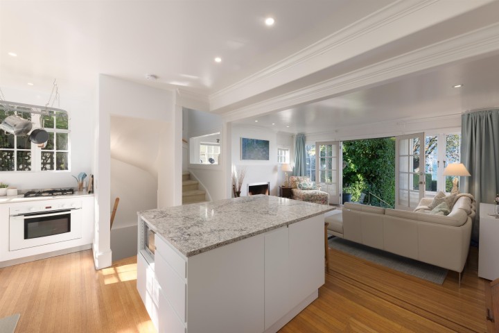 Photo 10 at 2449 Point Grey Road, Kitsilano, Vancouver West