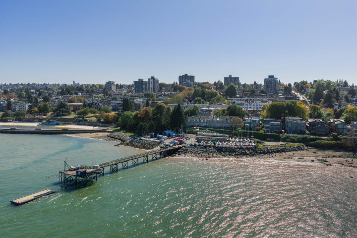 Photo 18 at 2449 Point Grey Road, Kitsilano, Vancouver West