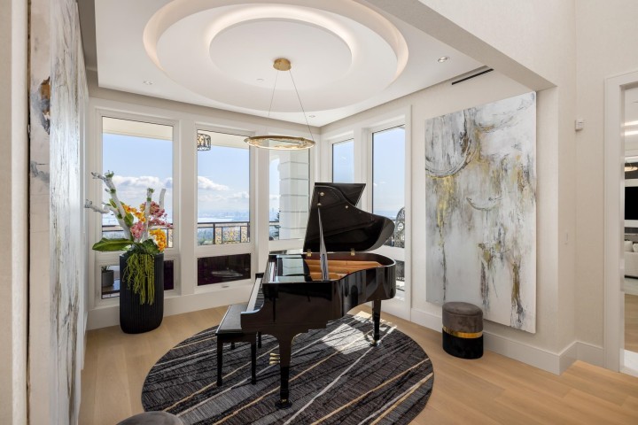 Photo 12 at 835 Farmleigh Road, British Properties, West Vancouver