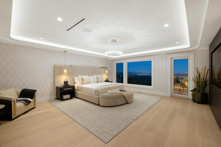 Photo 18 at 835 Farmleigh Road, British Properties, West Vancouver