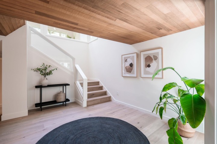 Photo 17 at 5061 Bear Lane, Caulfeild, West Vancouver