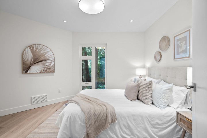 Photo 14 at 5061 Bear Lane, Caulfeild, West Vancouver