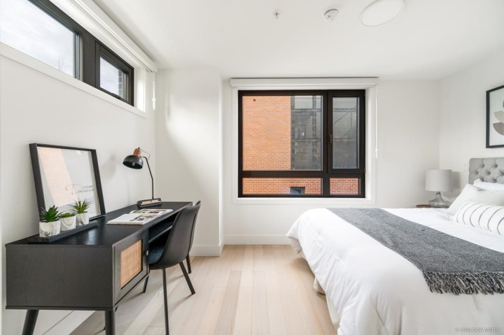 Photo 13 at 6322 Oak Street, Oakridge VW, Vancouver West