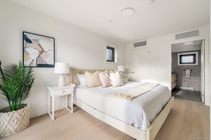 Photo 9 at 6322 Oak Street, Oakridge VW, Vancouver West