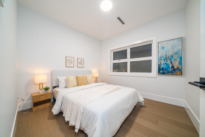 Photo 19 at 2735 W 8th Avenue, Kitsilano, Vancouver West