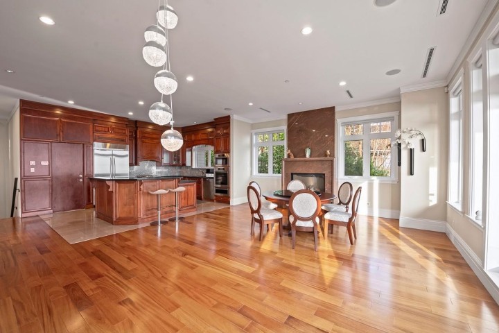 Photo 5 at 2420 Halston Court, Whitby Estates, West Vancouver