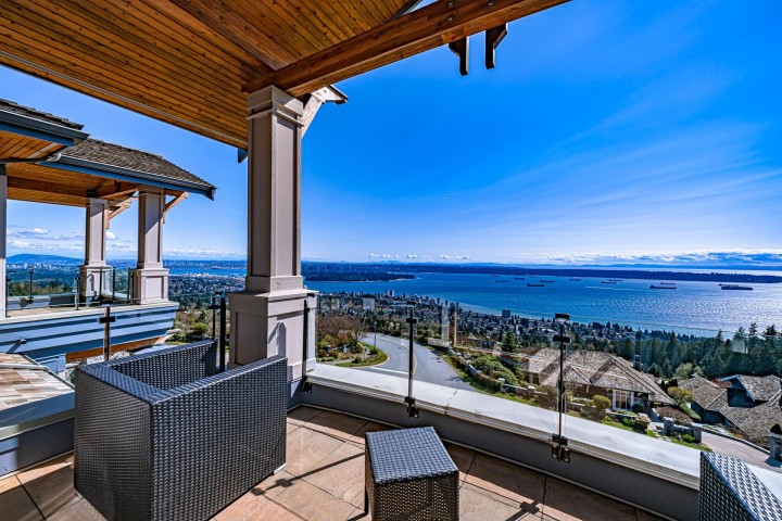 Photo 14 at 2420 Halston Court, Whitby Estates, West Vancouver