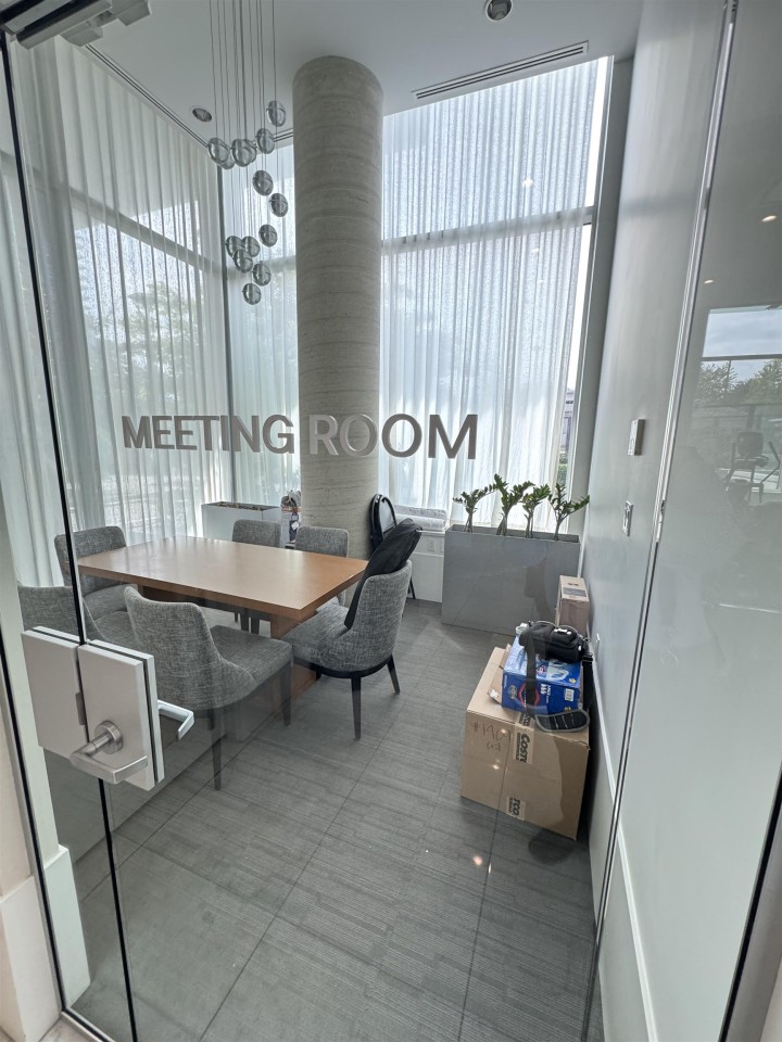 Photo 15 at 804 - 8031 Nunavut Lane, Marpole, Vancouver West