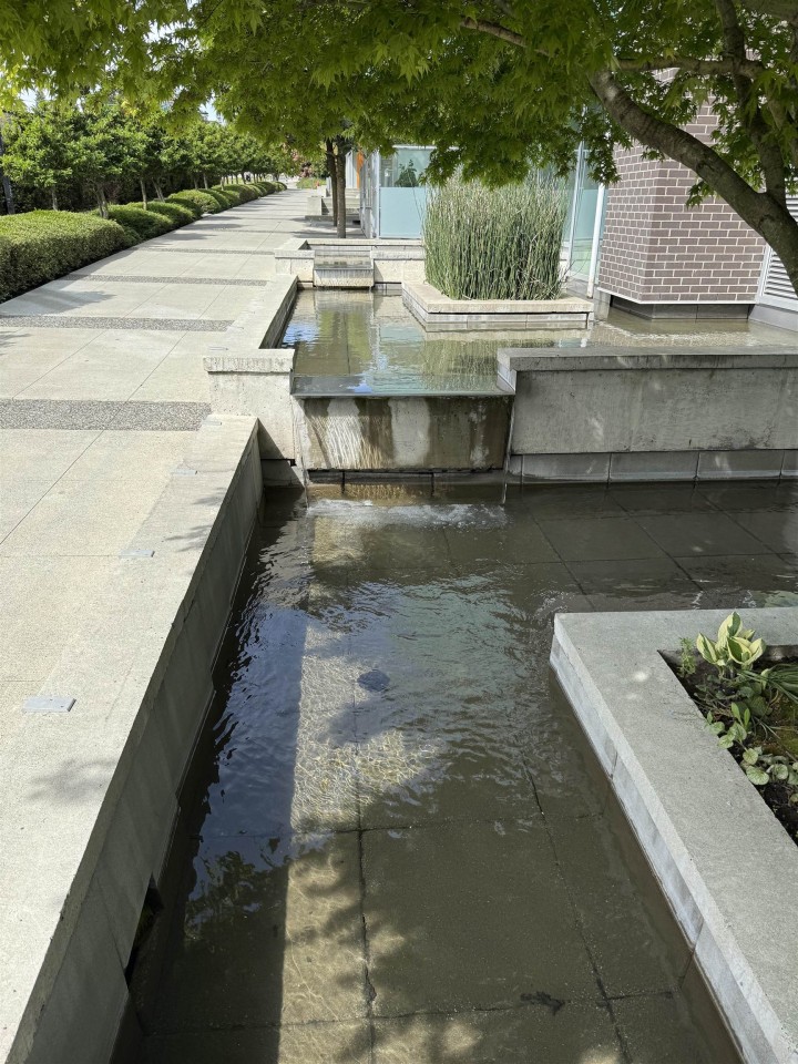 Photo 8 at 804 - 8031 Nunavut Lane, Marpole, Vancouver West