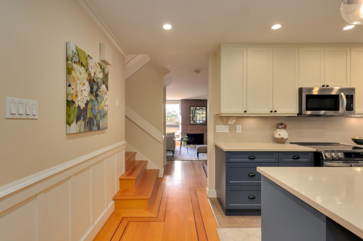 Photo 3 at 4035 Springtree Drive, Quilchena, Vancouver West