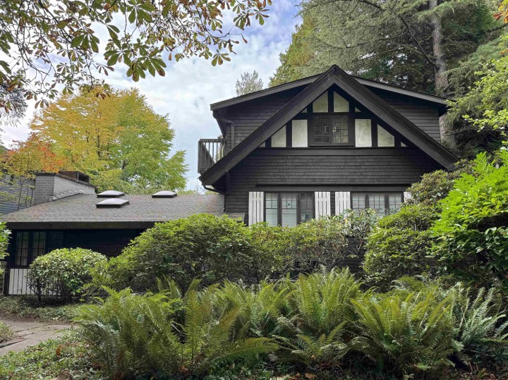 Photo 1 at 6369 Macdonald Street, Kerrisdale, Vancouver West