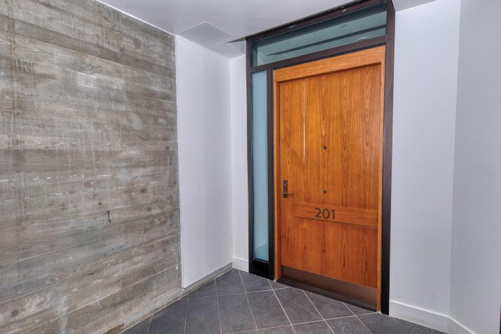 Photo 3 at 201 - 6707 Nelson Avenue, Horseshoe Bay WV, West Vancouver