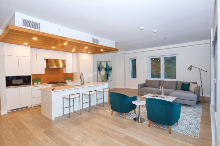 Photo 9 at 201 - 6707 Nelson Avenue, Horseshoe Bay WV, West Vancouver