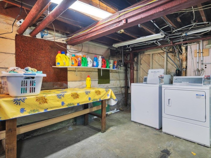 Photo 37 at 482 W 17th Avenue, Cambie, Vancouver West